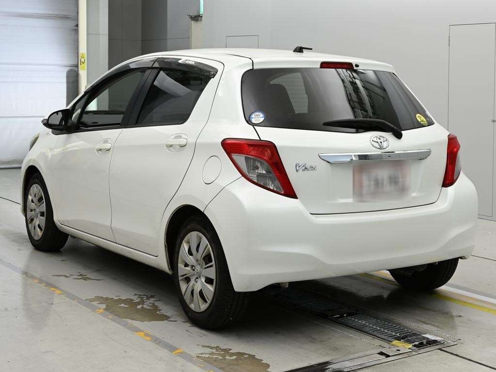 TOYOTA VITZ