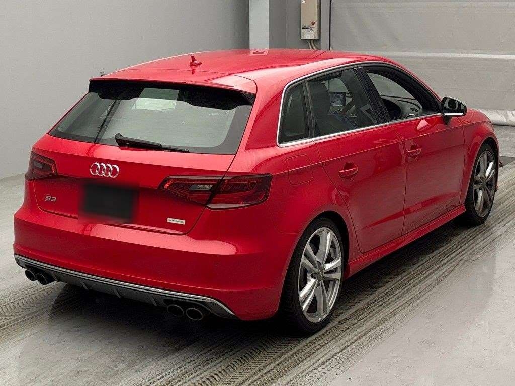 AUDI S3
