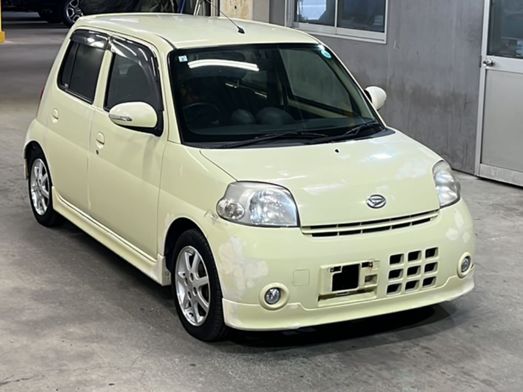 DAIHATSU ESSE