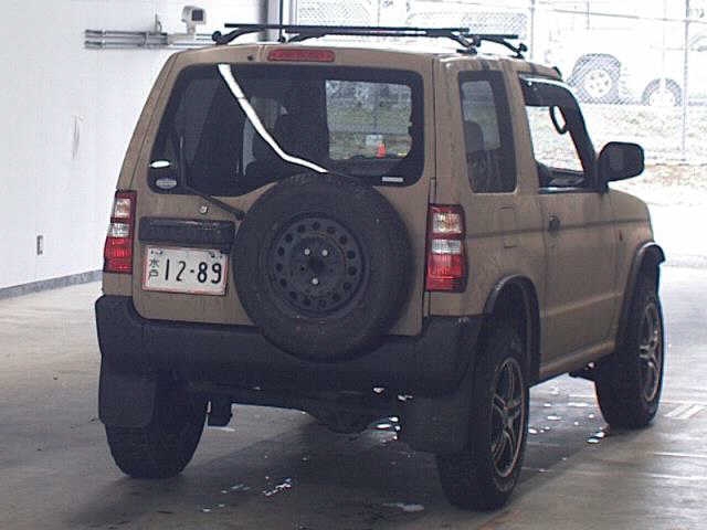 MITSUBISHI PAJERO MINI