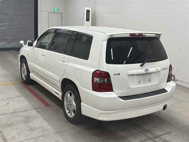 TOYOTA KLUGER V