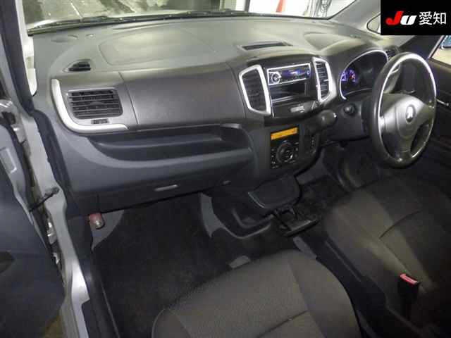 MITSUBISHI DELICA D:2