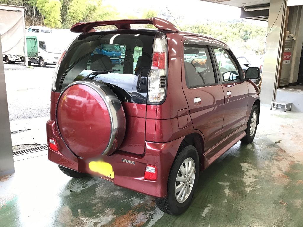 DAIHATSU TERIOS KID