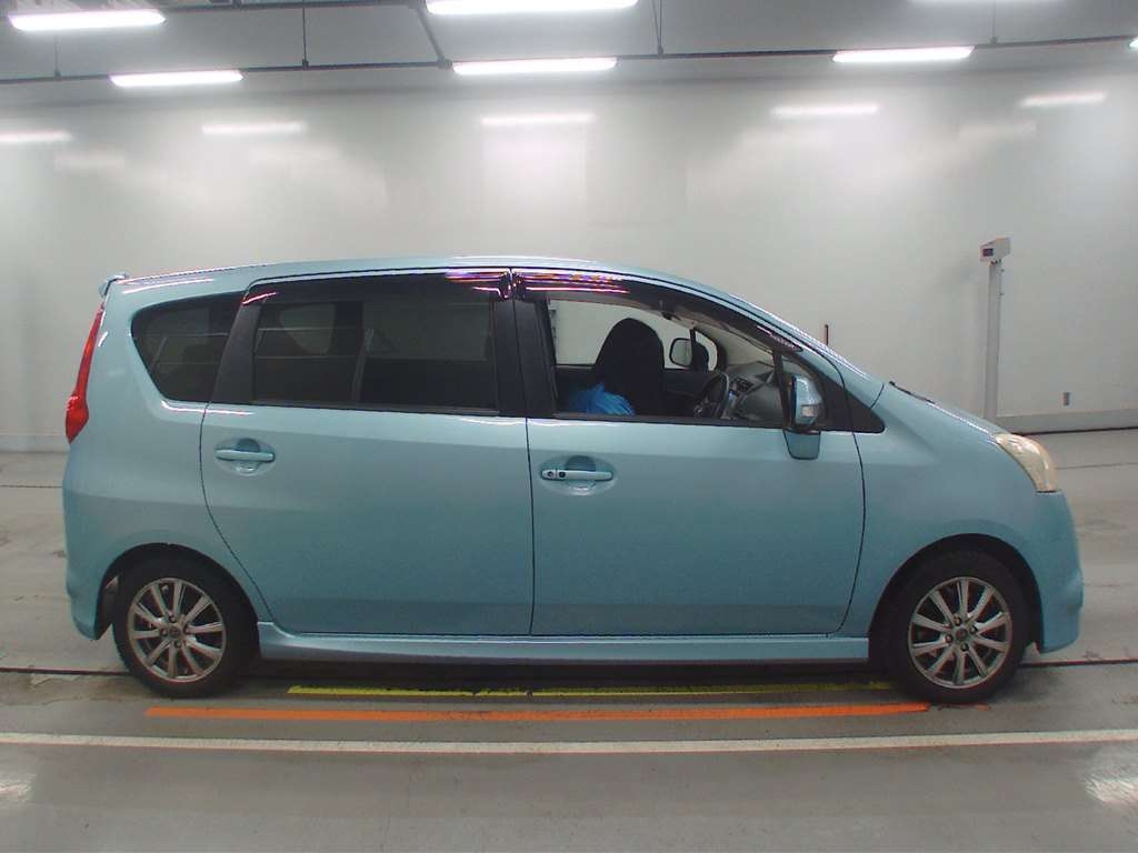 TOYOTA PASSO SETTE