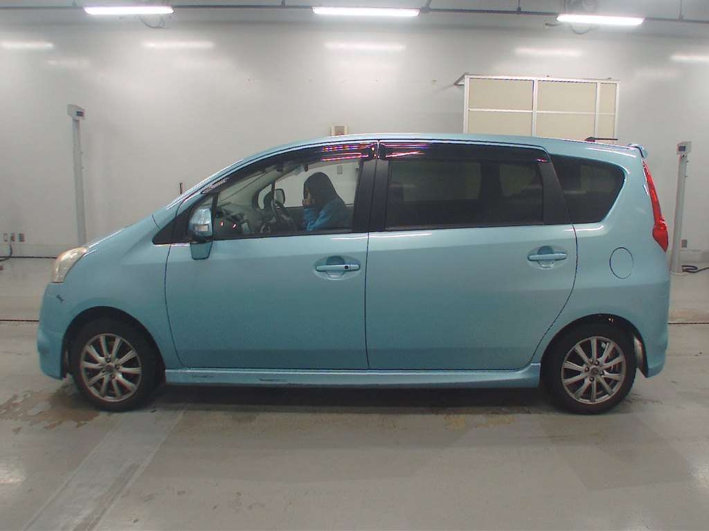 TOYOTA PASSO SETTE
