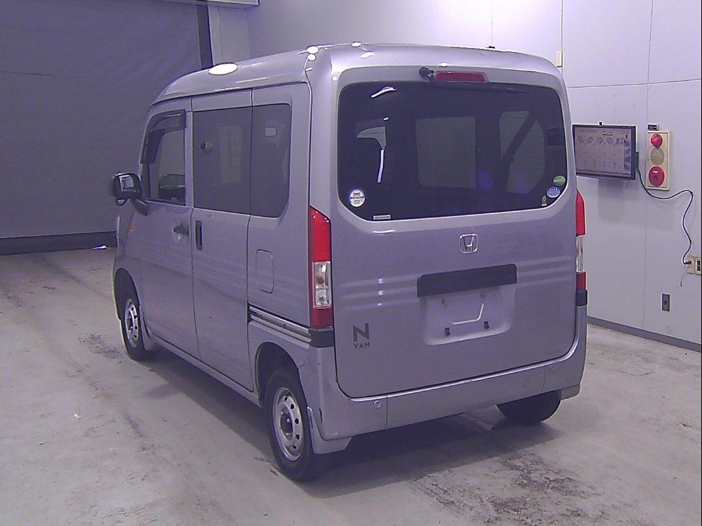 HONDA N-VAN