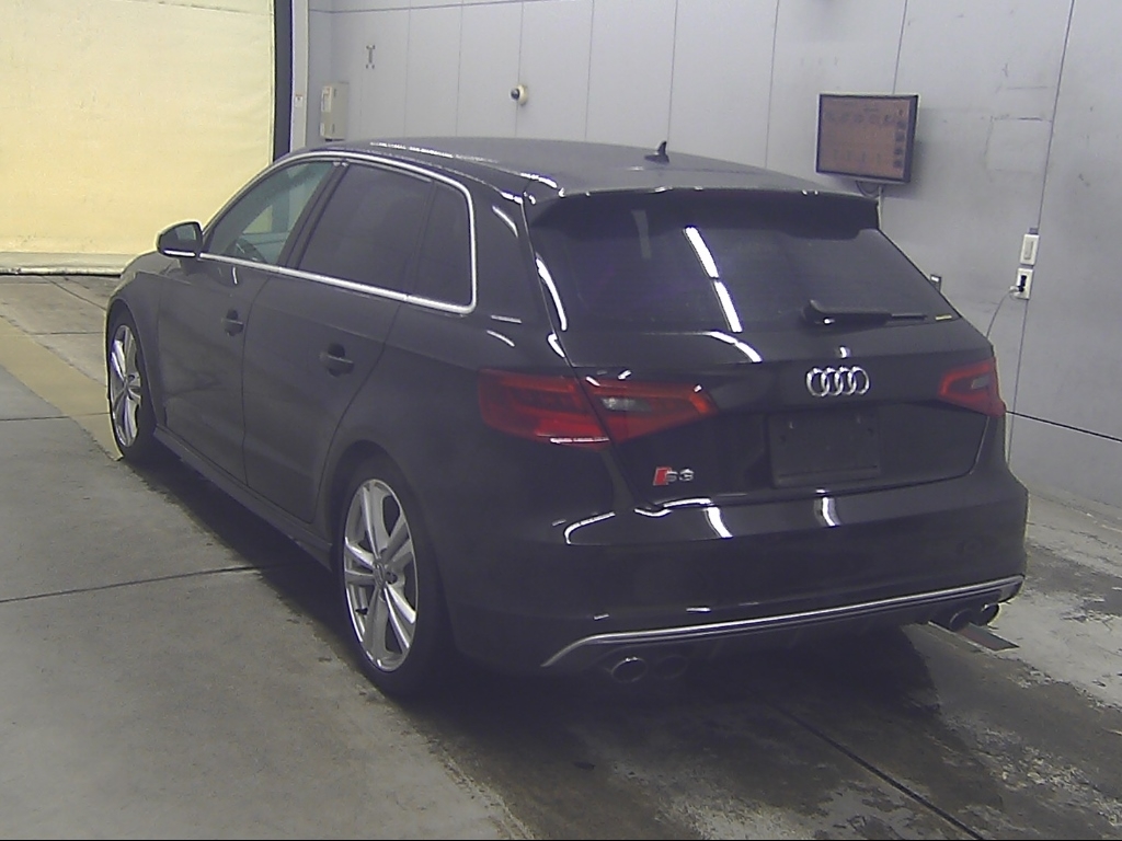 AUDI S3