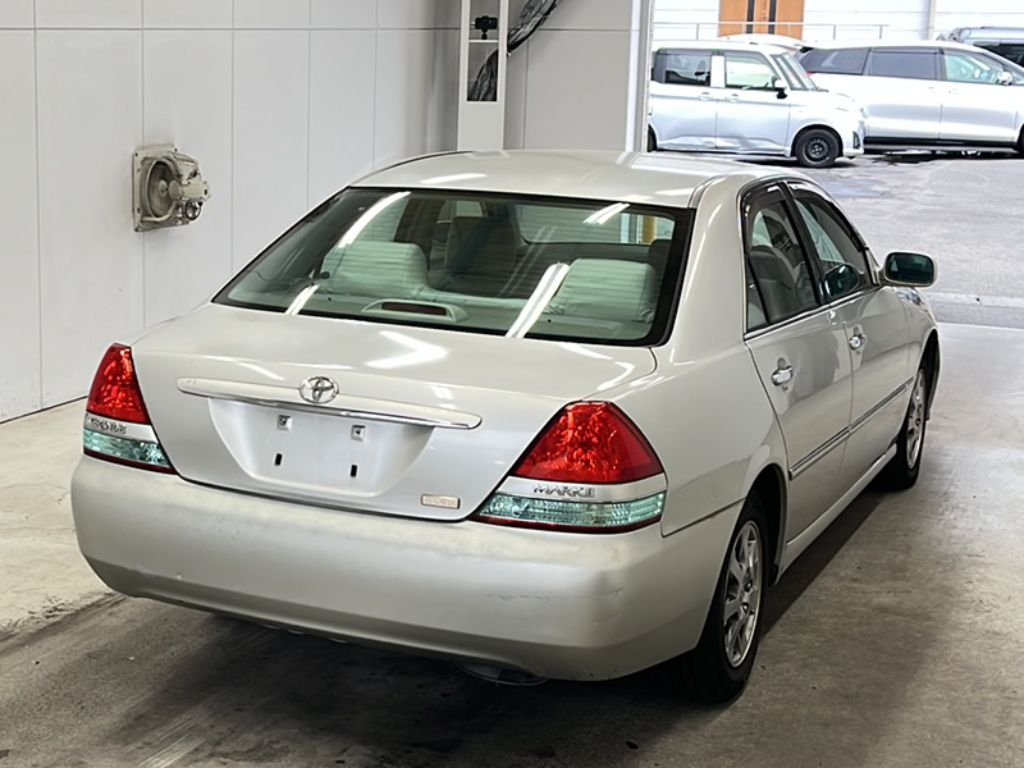 TOYOTA MARK II