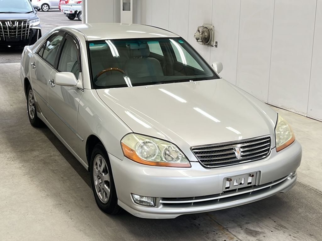 TOYOTA MARK II