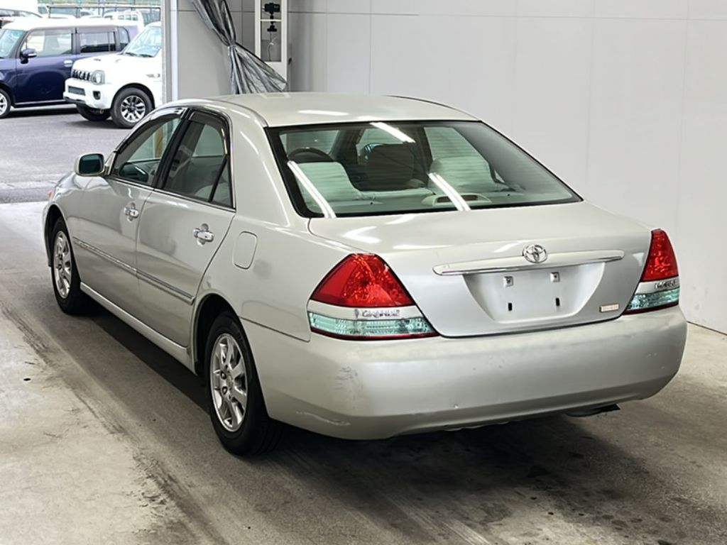 TOYOTA MARK II