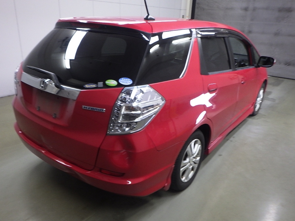 HONDA FIT SHUTTLE