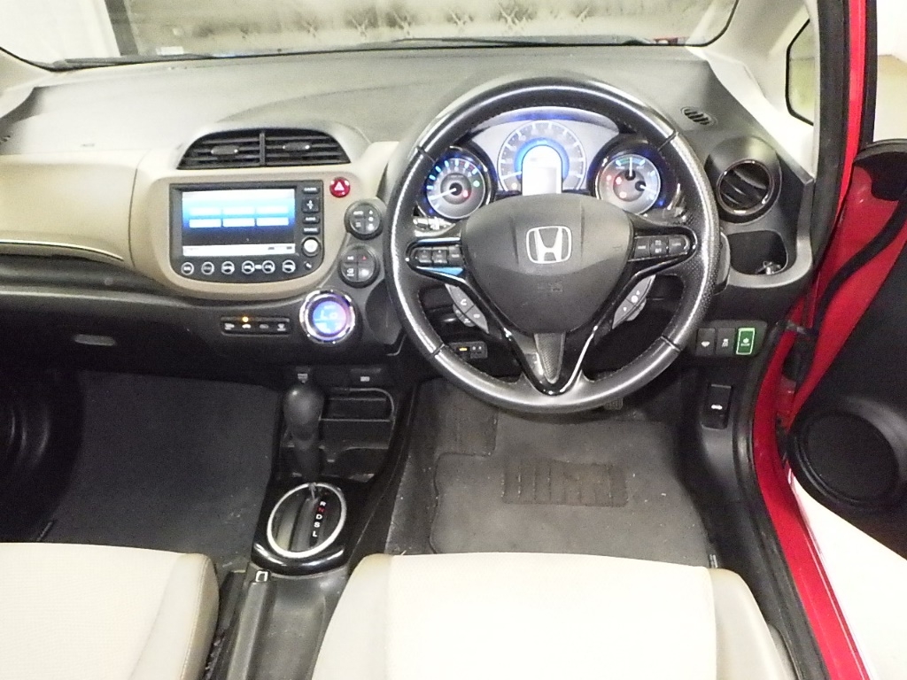 HONDA FIT SHUTTLE