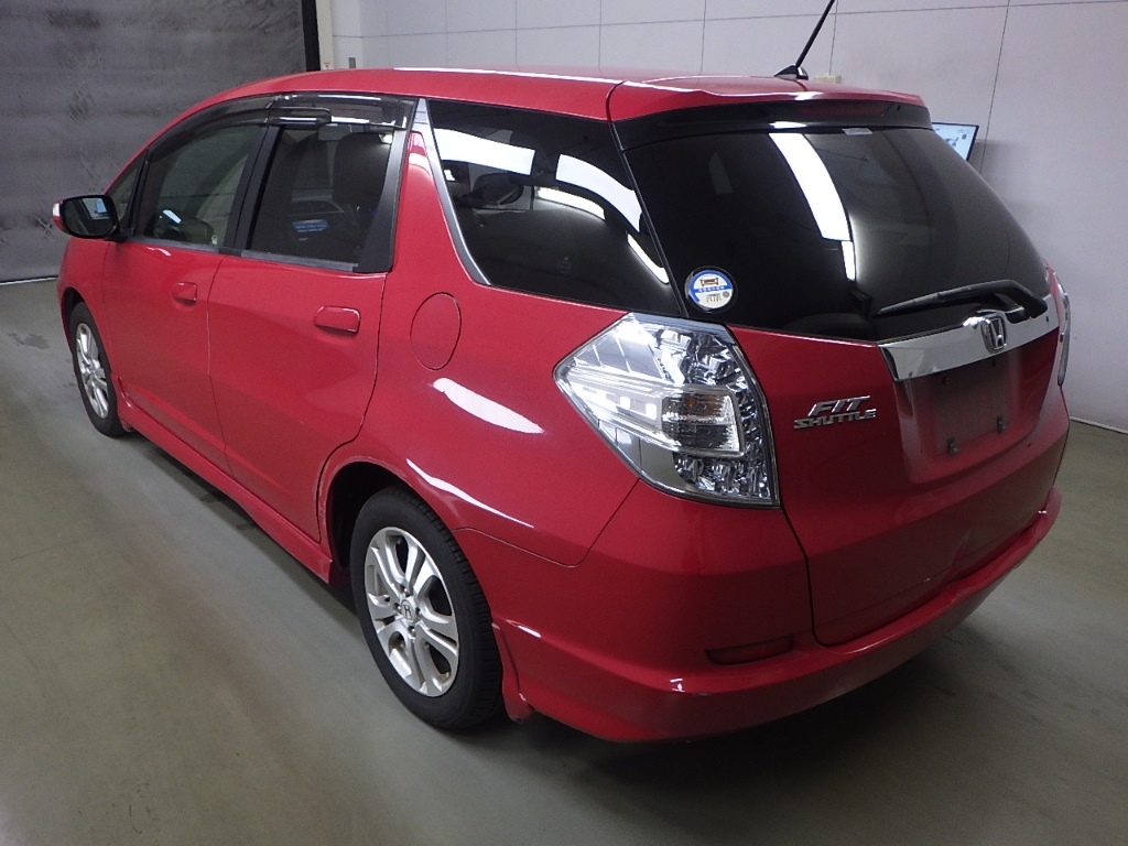 HONDA FIT SHUTTLE