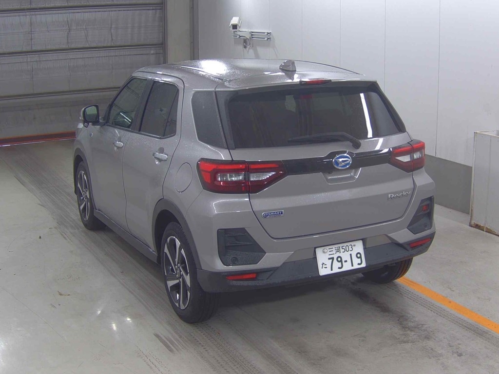 DAIHATSU ROCKY