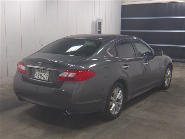 NISSAN FUGA