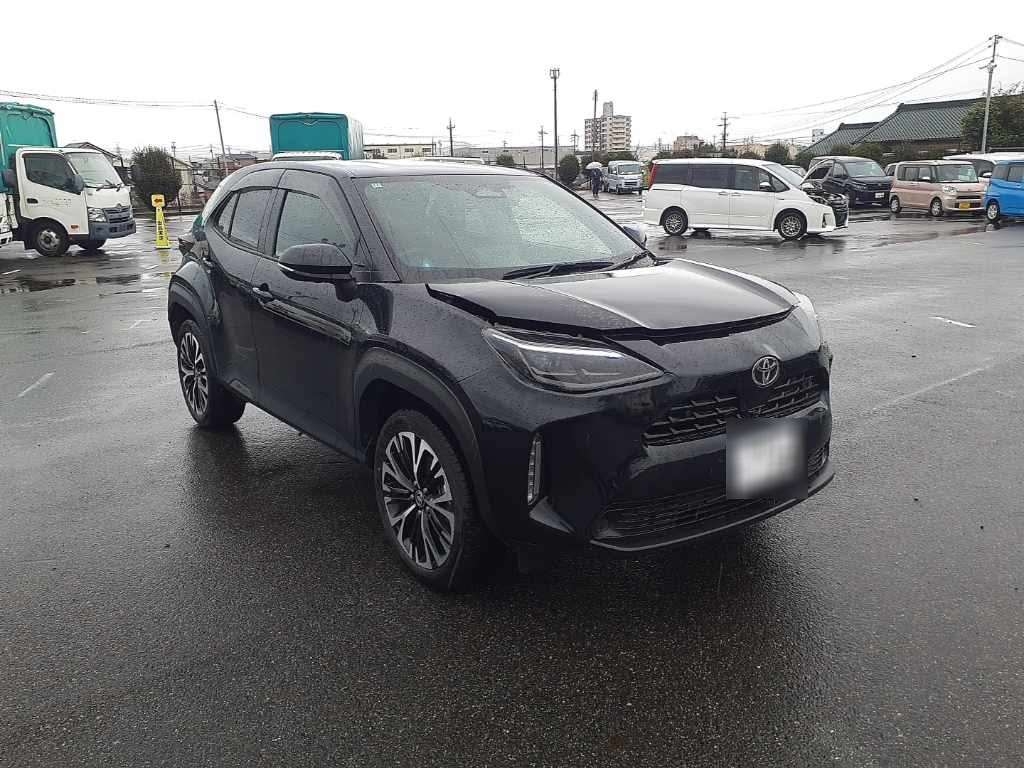 TOYOTA YARIS CROSS