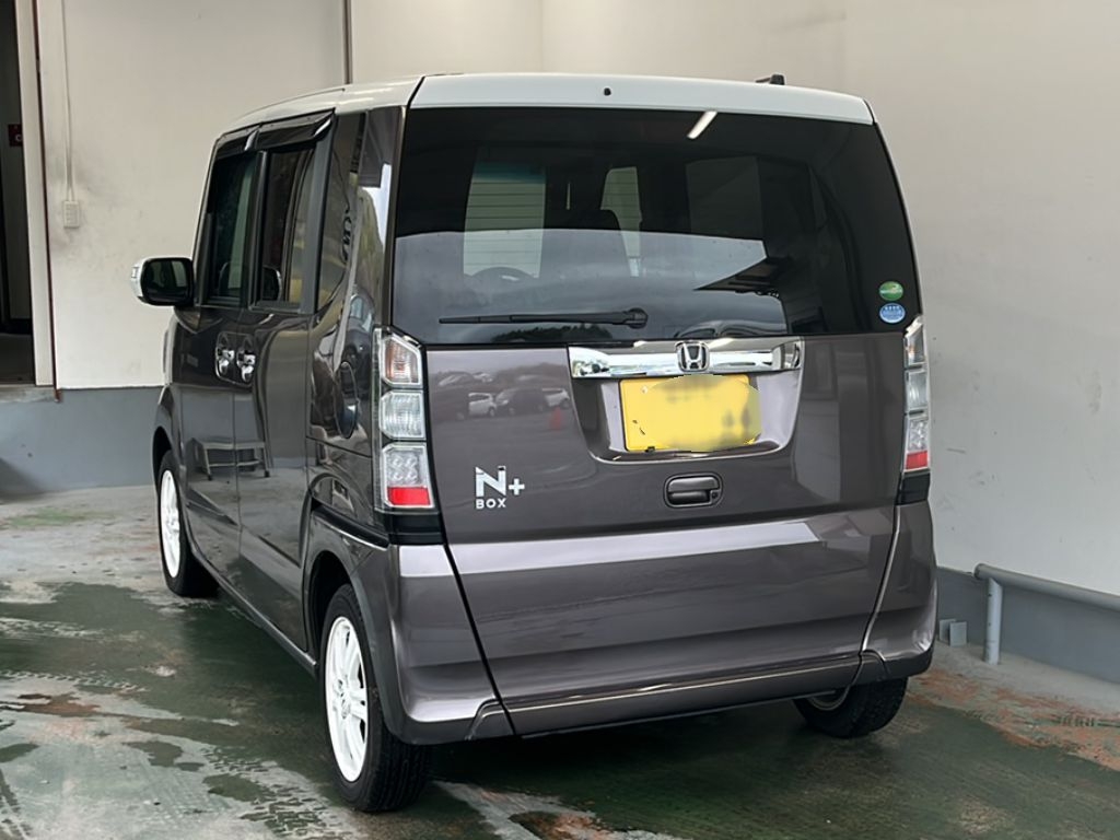 HONDA N-BOX+