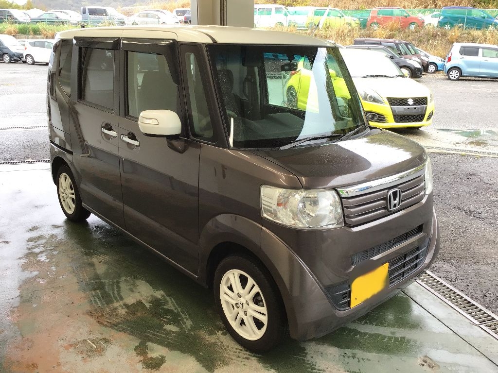 HONDA N-BOX+