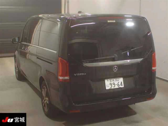 MERCEDES-BENZ V-CLASS