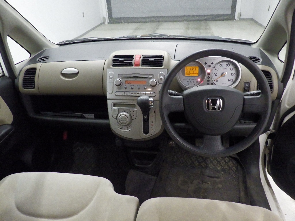 HONDA LIFE