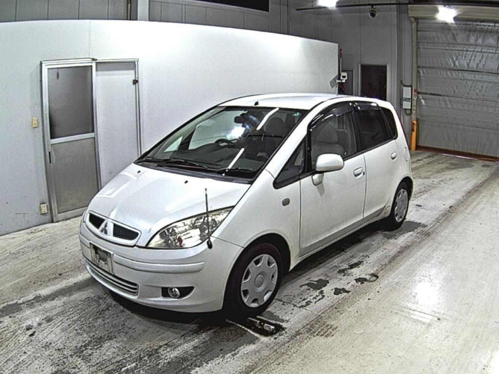 MITSUBISHI COLT