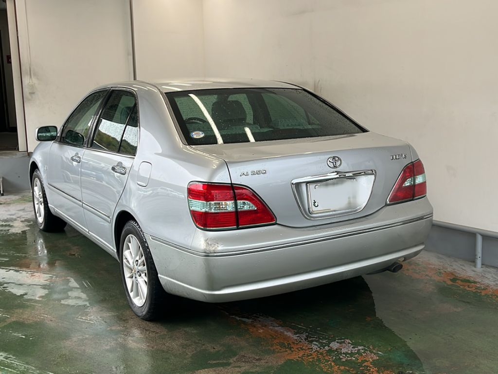 TOYOTA BREVIS