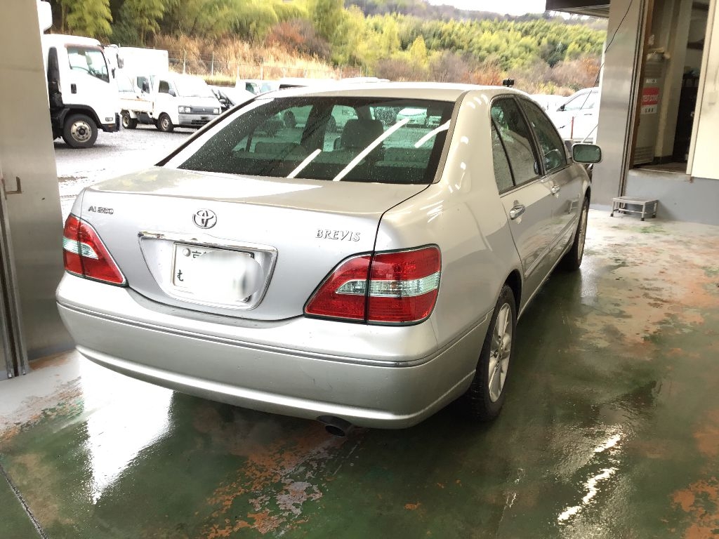 TOYOTA BREVIS
