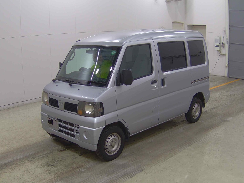 NISSAN CLIPPER