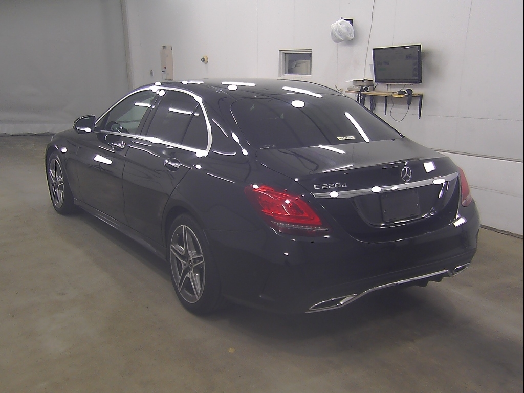 MERCEDES-BENZ C-CLASS