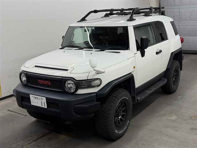 TOYOTA FJ CRUISER