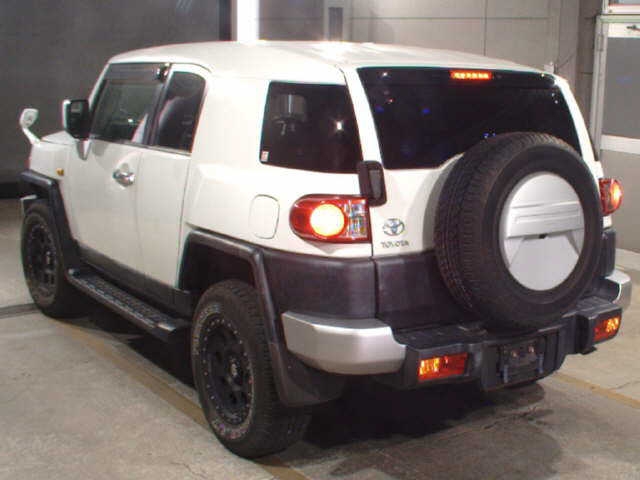 TOYOTA FJ CRUISER