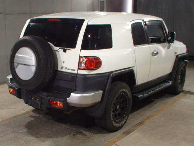 TOYOTA FJ CRUISER