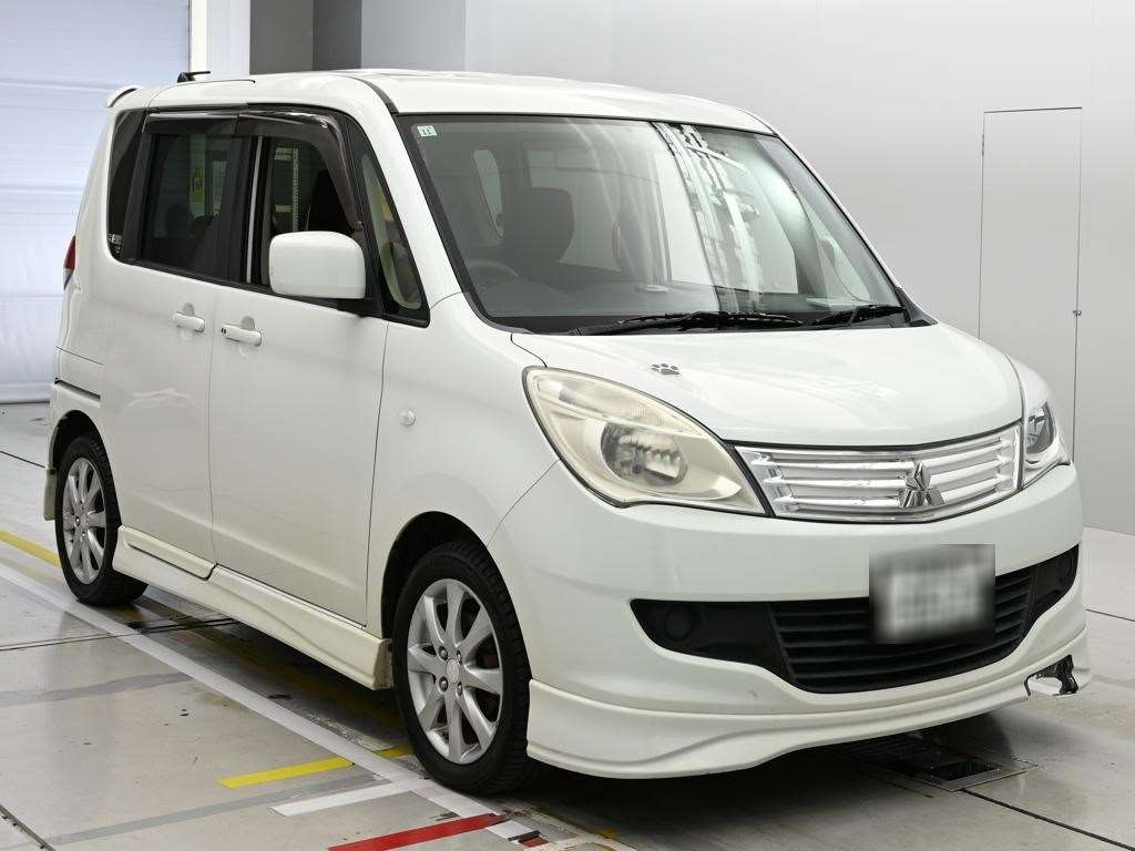 MITSUBISHI DELICA D:2