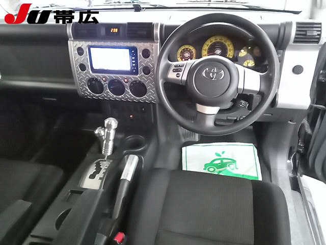 TOYOTA FJ CRUISER