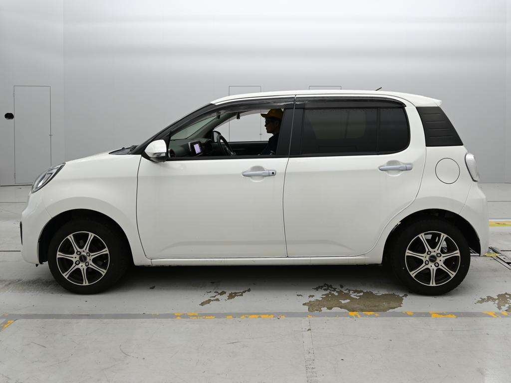 DAIHATSU BOON