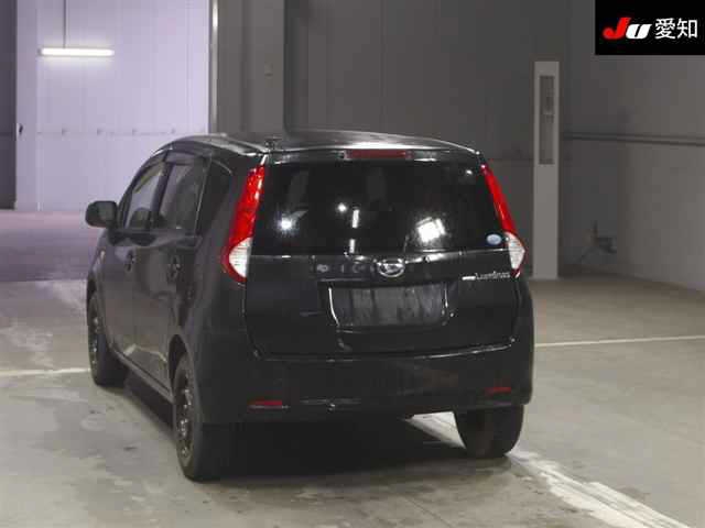 DAIHATSU BOON LUMINAS
