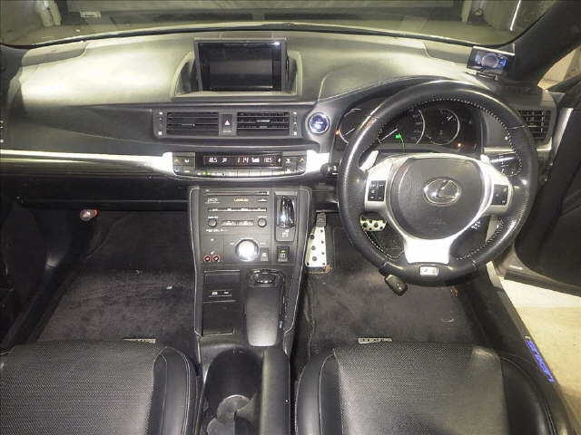 LEXUS CT200H