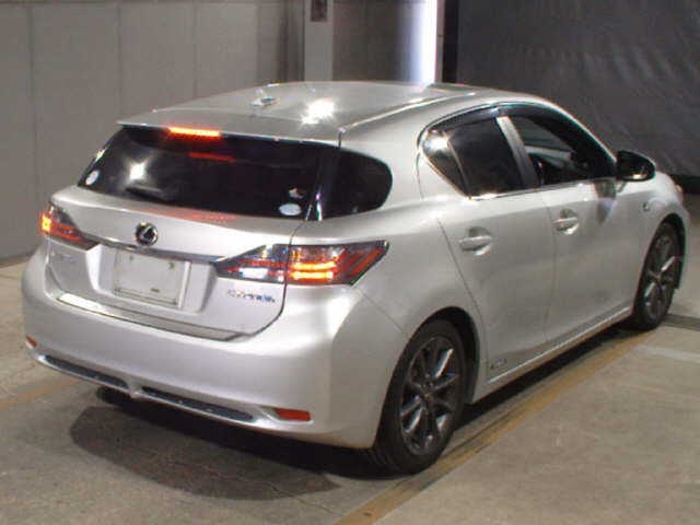 LEXUS CT200H