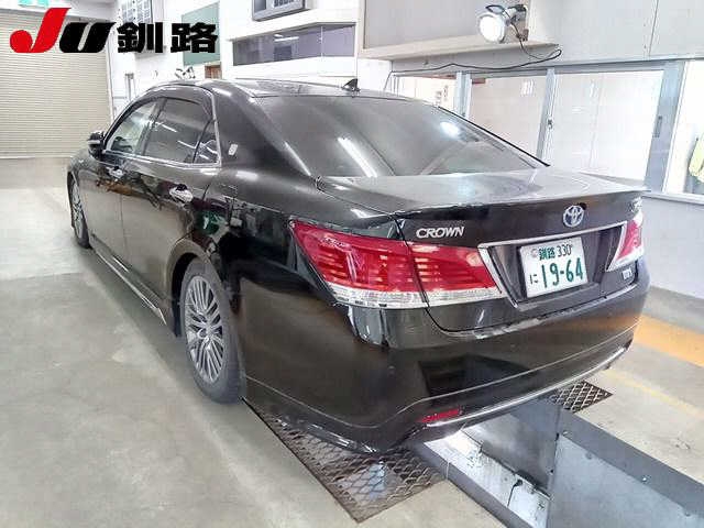 TOYOTA CROWN MAJESTA