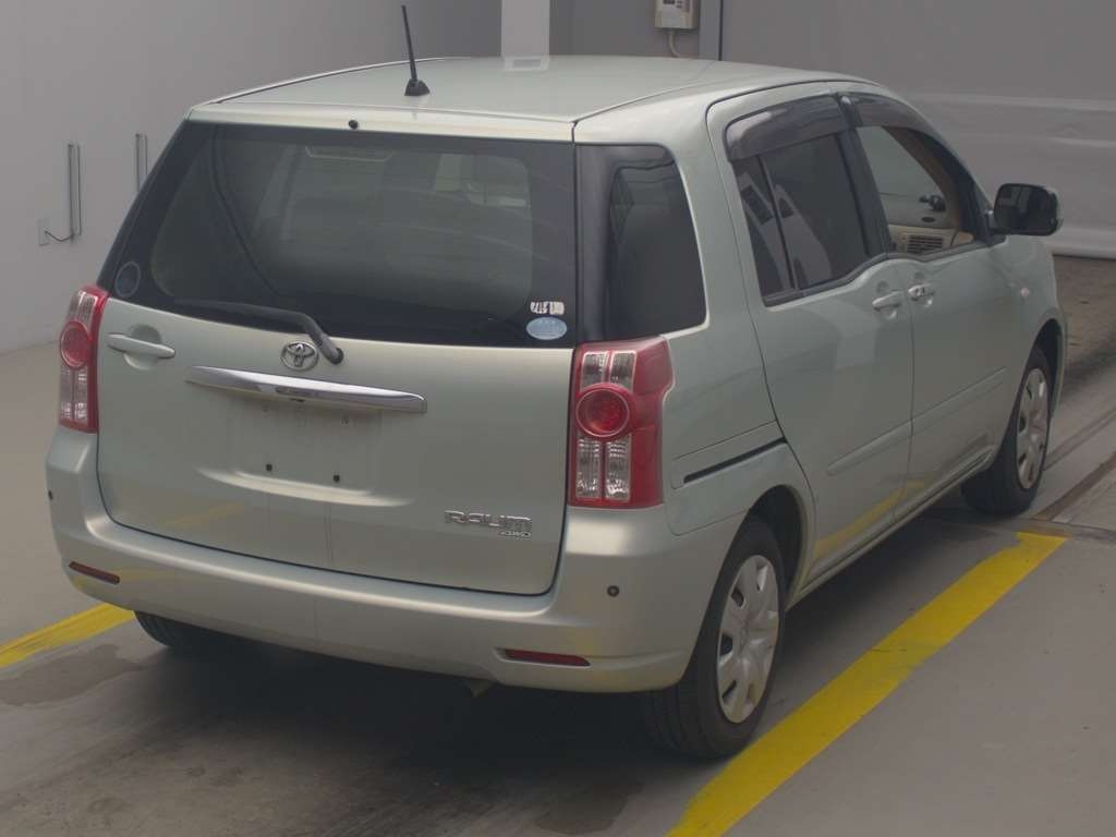 TOYOTA RAUM
