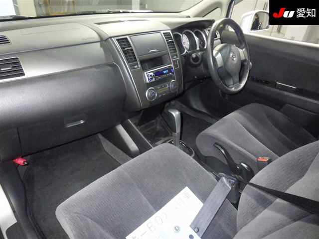 NISSAN TIIDA LATIO