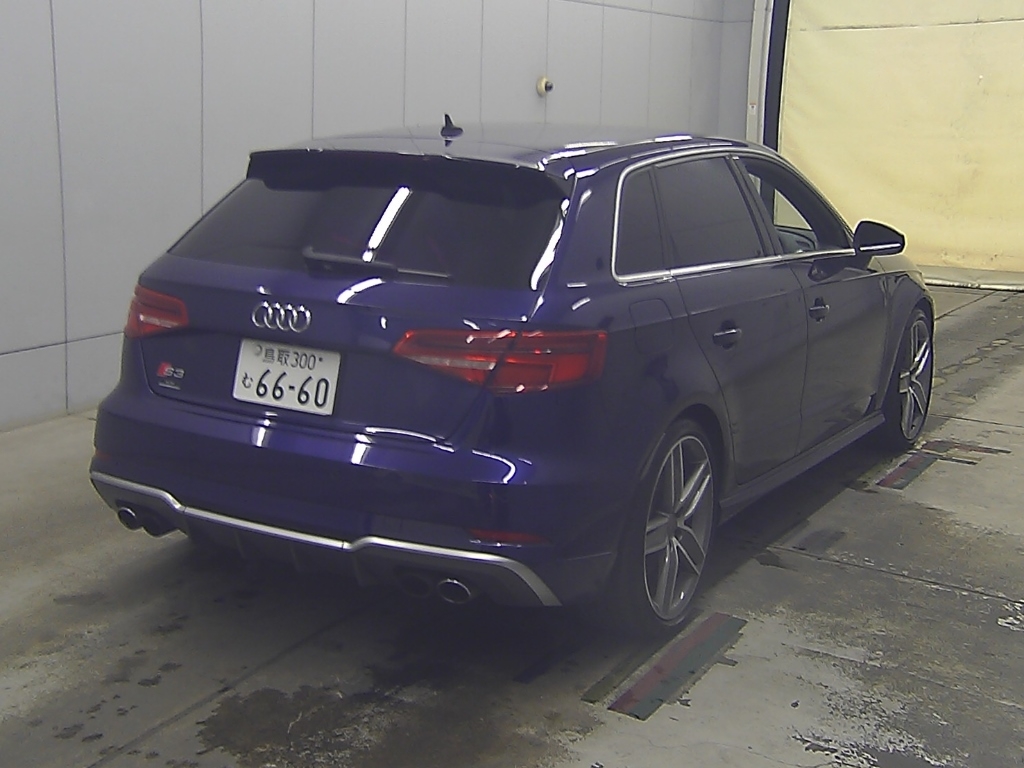 AUDI S3