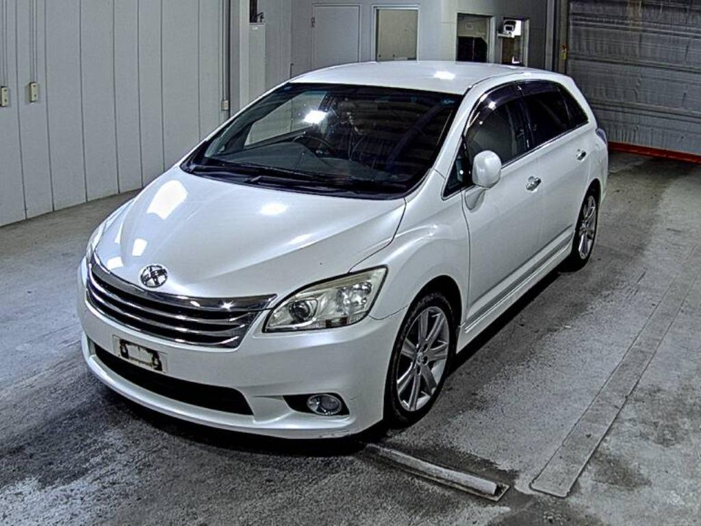 TOYOTA MARK X ZIO