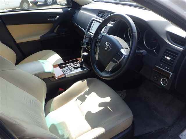 TOYOTA MARK X