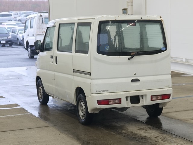MITSUBISHI MINICAB