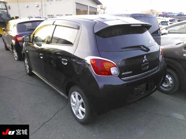 MITSUBISHI MIRAGE