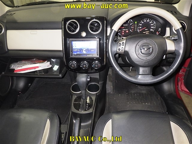 MAZDA VERISA