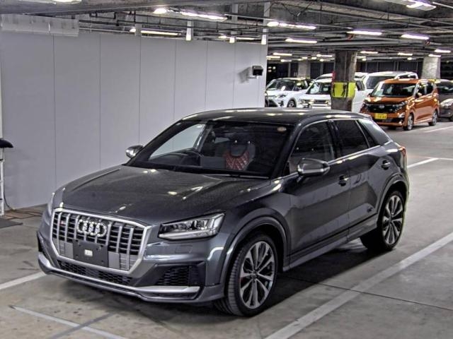 AUDI SQ2