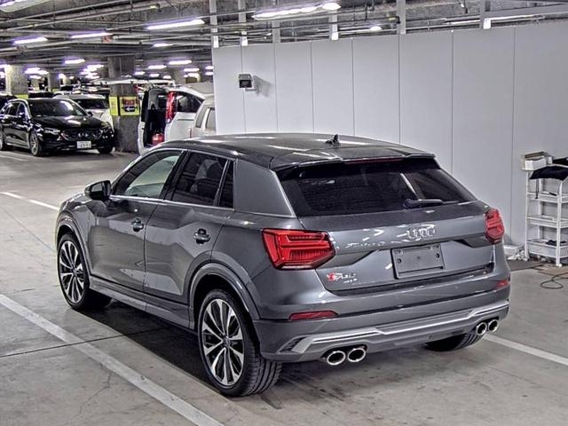 AUDI SQ2