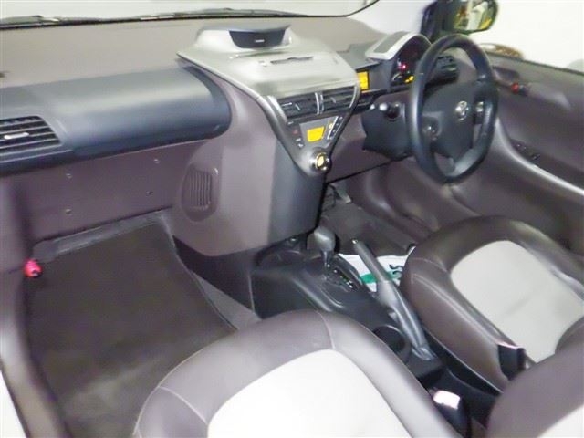 TOYOTA IQ